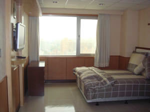 網路視訊的大量應用，提供父母更安心、更透明化的產後專業醫療服務